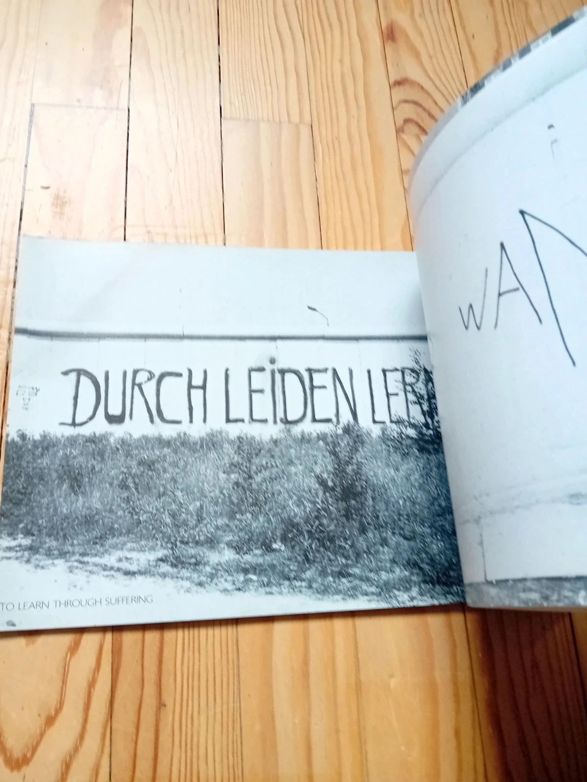 Libro sobre el muro de Berlín – photo 4